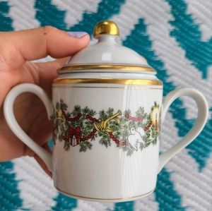 Vintage Fitz and Floyd sugar bowl